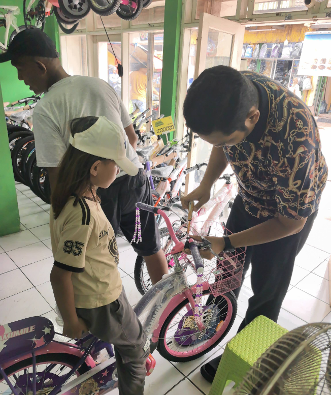 Pelanggan Toko AL
